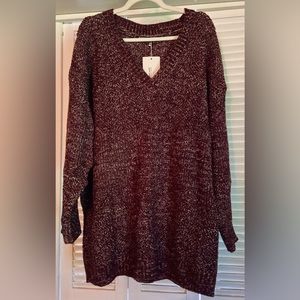 NWT BloomChic Burgundy/White Knit Sweater, Size 22/24W